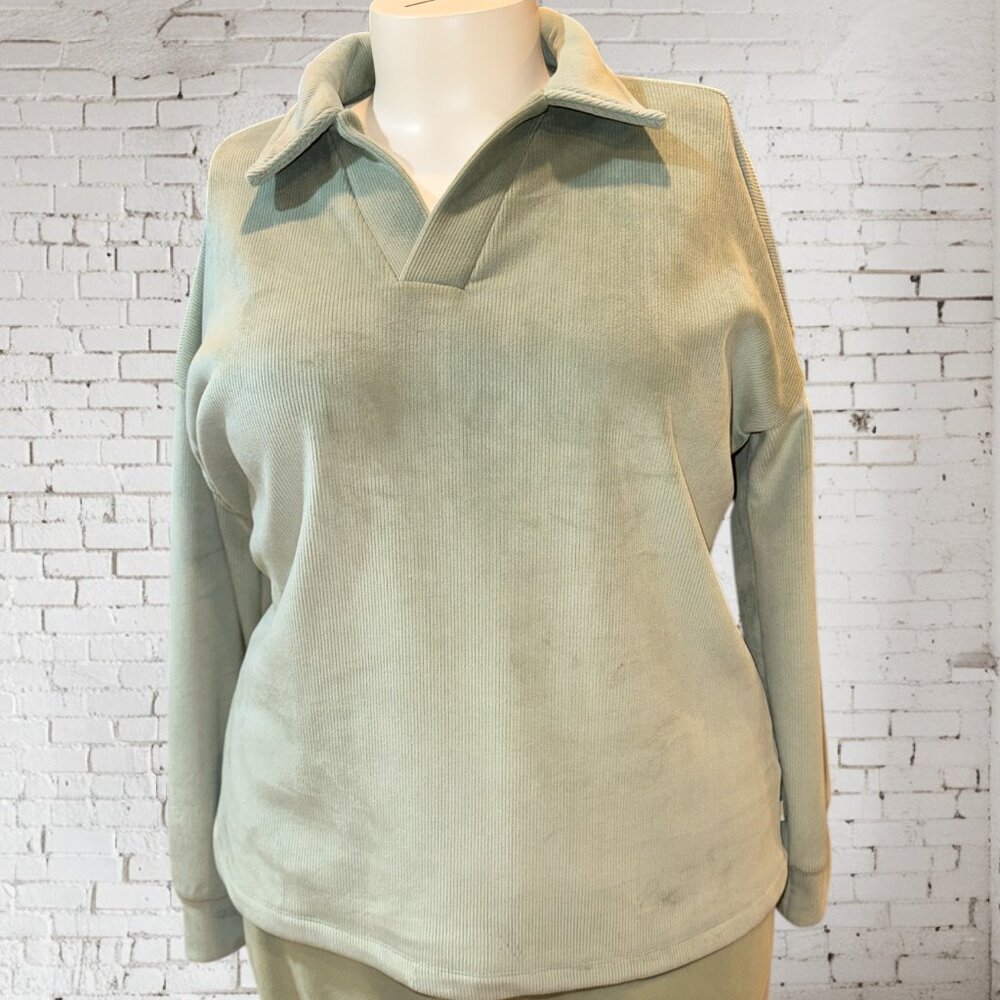 Mondetta Sz XXL Sage Green Ribbed Velour Long Sleeve Pullover V-Neck Top Cozy